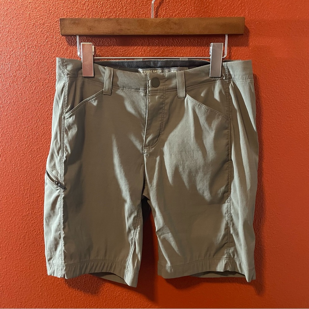 Icebreaker Merino 8” Women’s Outdoor Hiking Breathable Lightweight Shorts‎